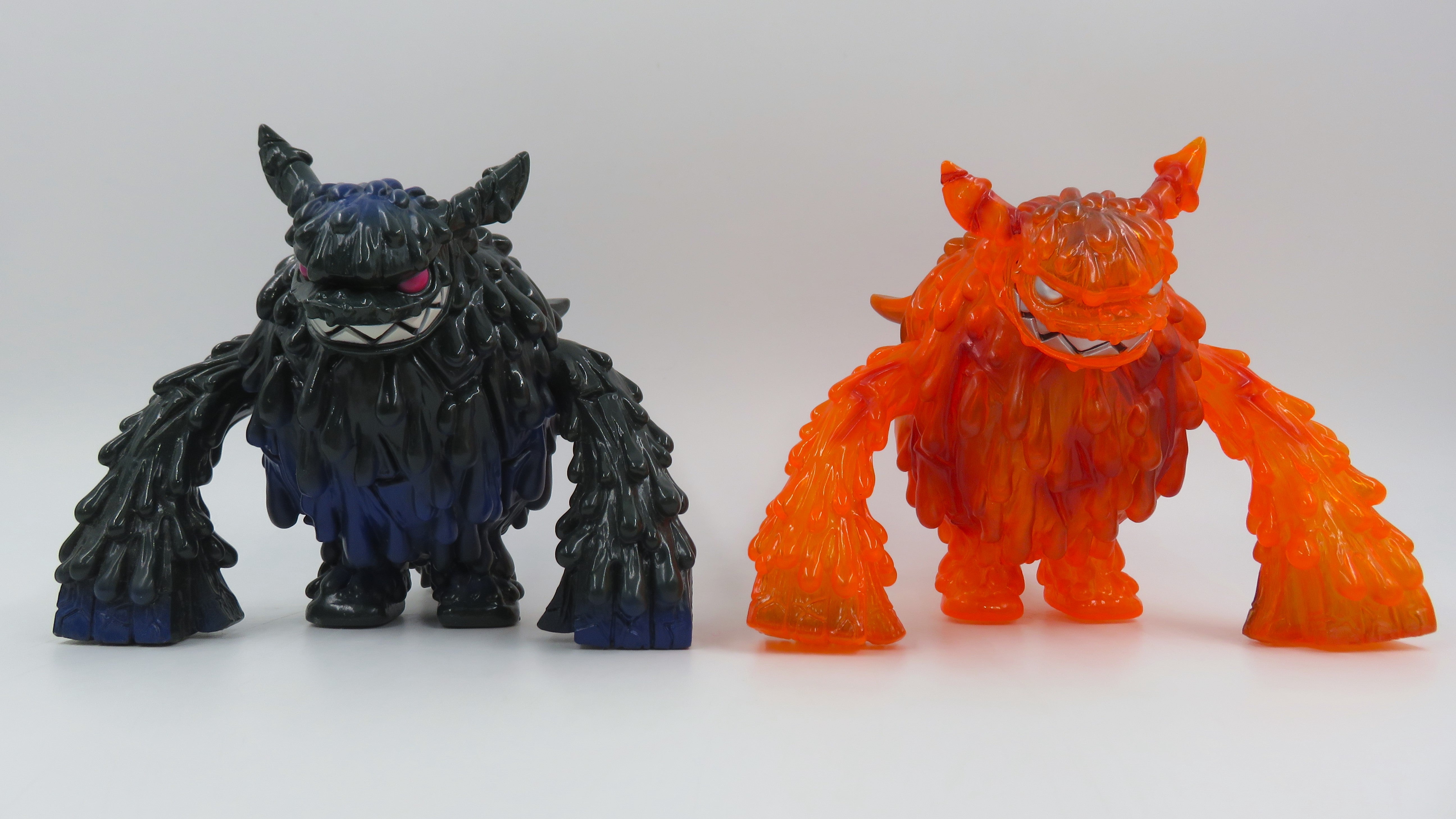 KAIJU FOR GROWN UPS Magman Green With Envy & Orange - Touma x Wonderwall (2007) Loose Art Toys